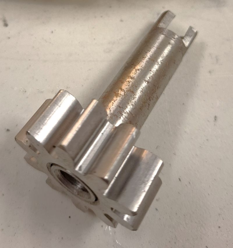 A301-639-Oljypumpun_hammaspyora_akselilla_hahlo_7,7mm-500R-126--4390639