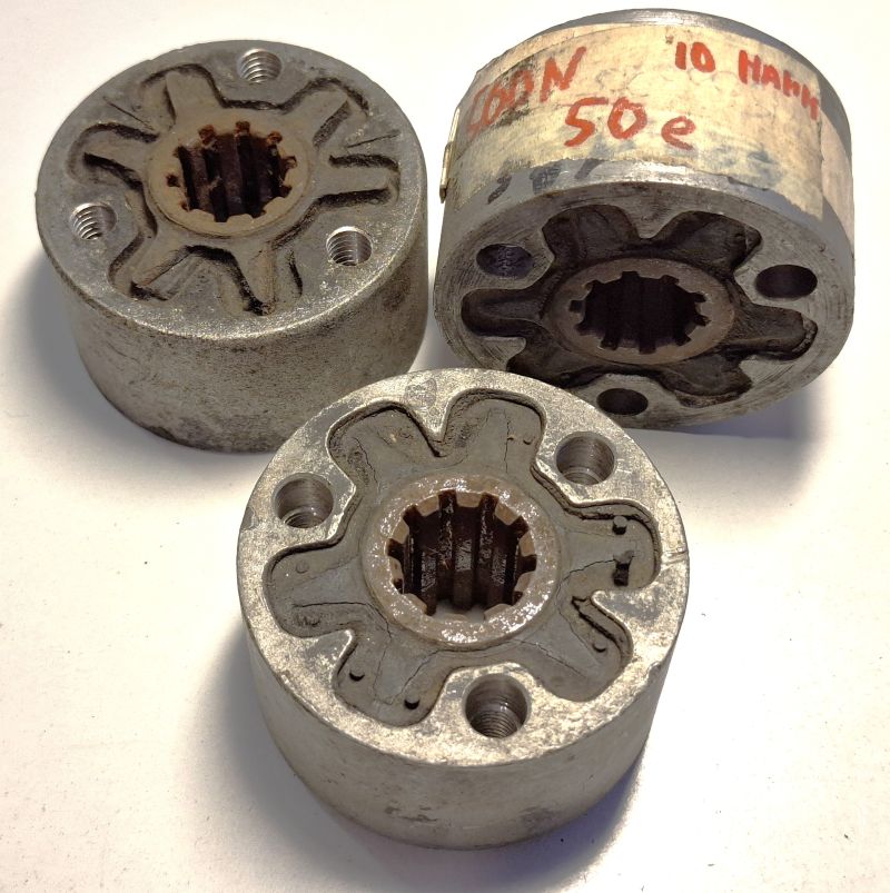 B401-22-679-Vetoakselin_17MM-nivel_3:pulttia-500N--980679