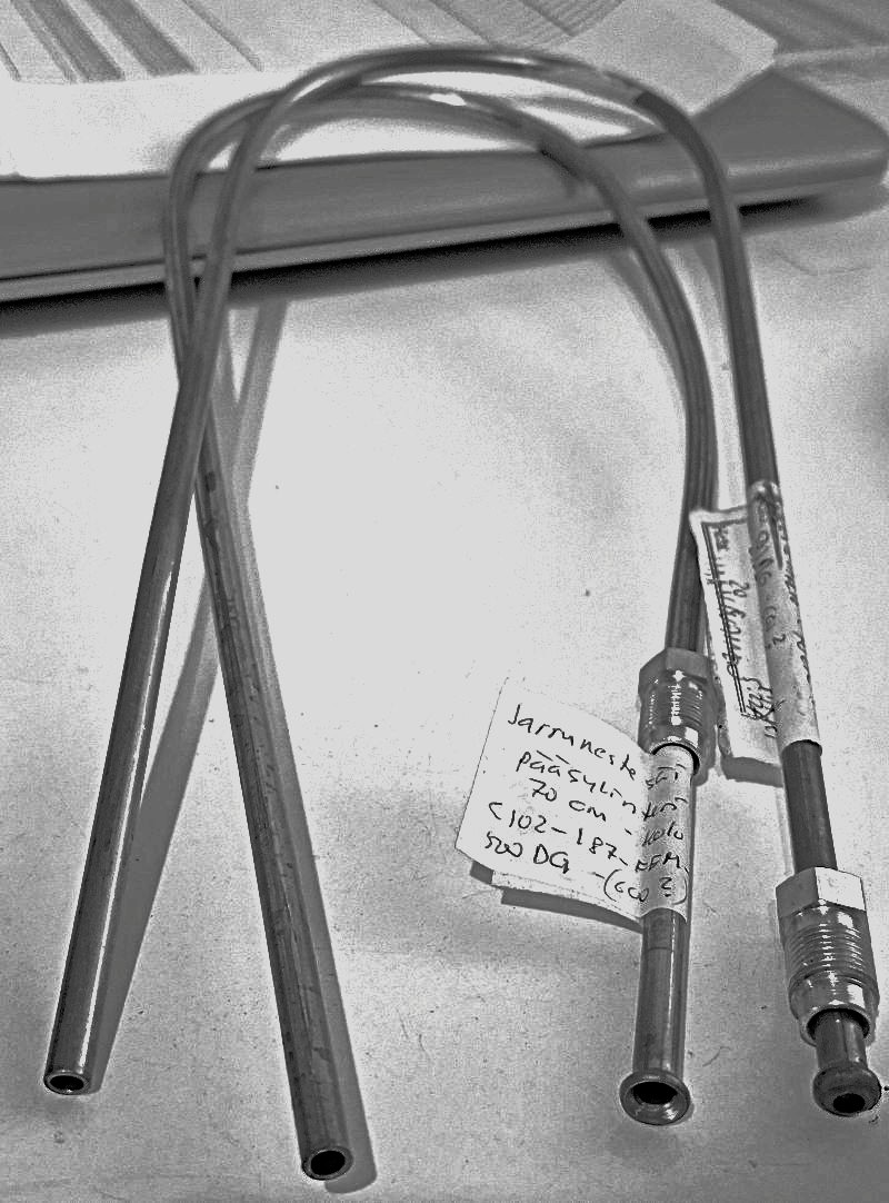 Meatalliputki_jarrunestesailiosta_paasylinteriin-4072187