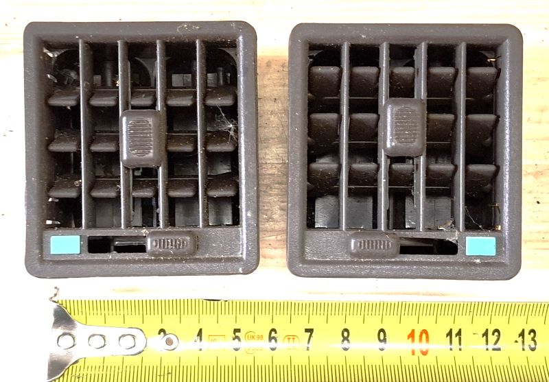 E101-993-994--Ilmasuutin_oieka_ja_vasen--4454993-4454994