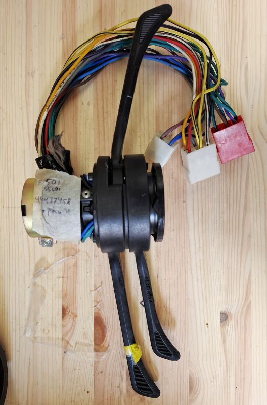 Vilkuu-valokytkin-4306692-4437458