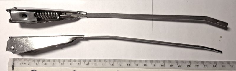 Lasinpyyhkimen_varsi_kapea-5mm-24,5cm-ruuvi