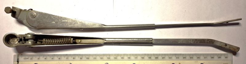 Lasinpyyhkimen_varsi-7mm-30,5cm-