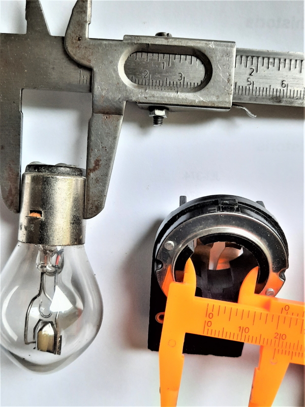 Ajovalopollimo_45/40W_Ba20d-12748