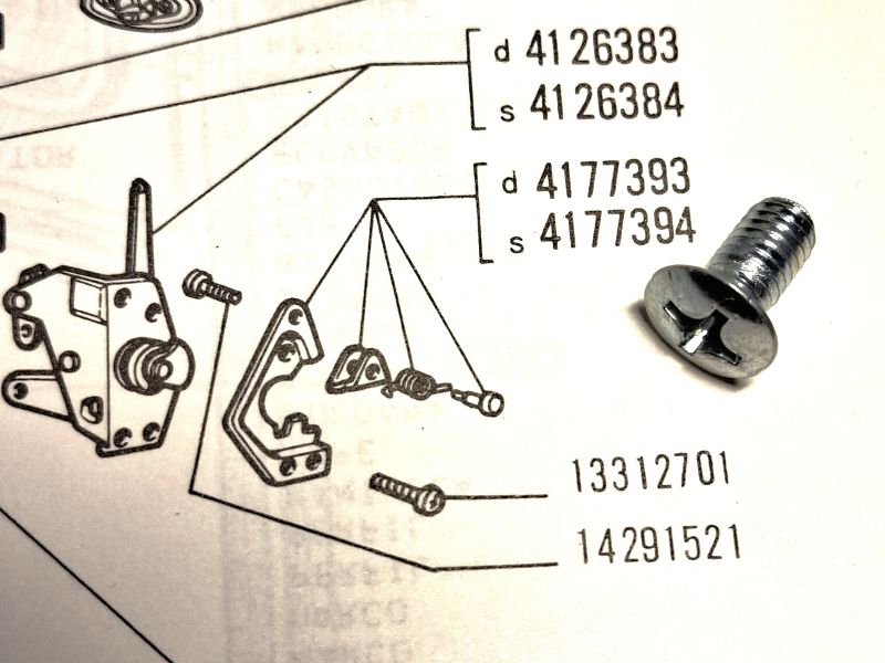 L109-701-Ovi-Lukon_vastakappale_ruuvi--13312701