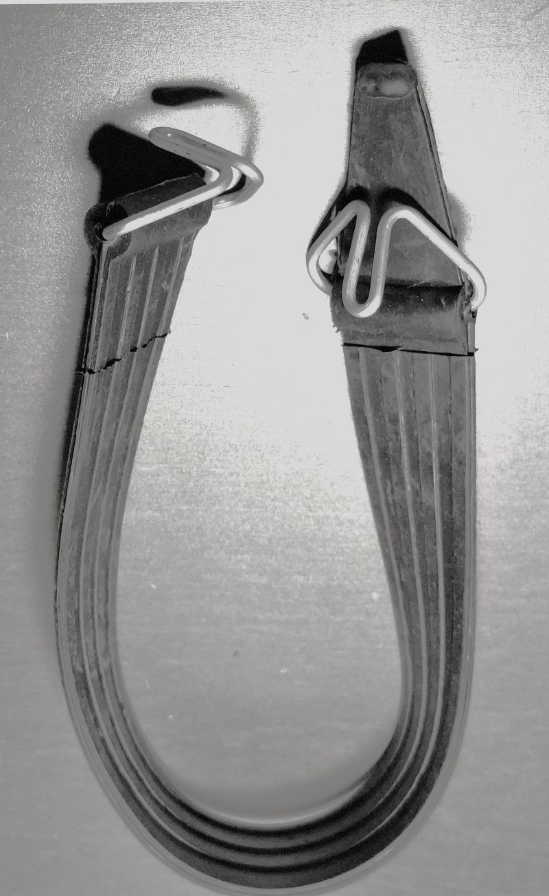 M108-297--Varapyora_kiinnityskumi--91034297